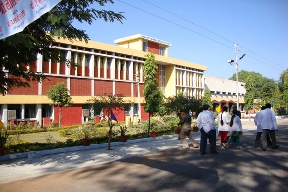 Maharani Laxmi Bai Medical College